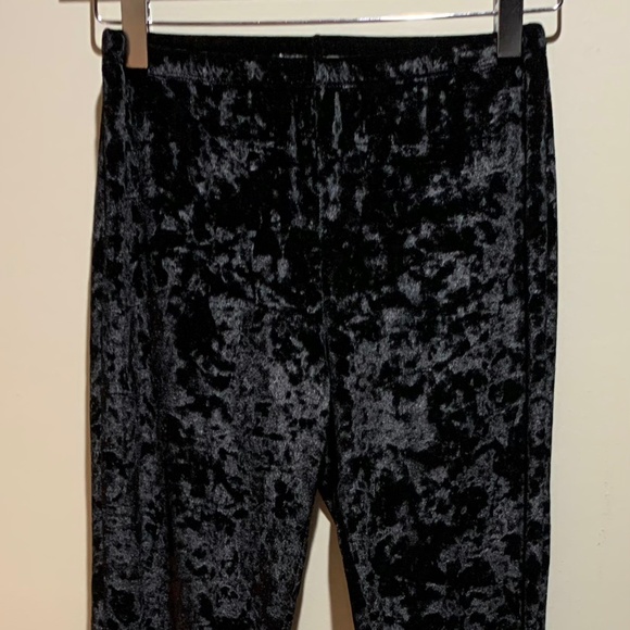 UO Stretchy Crushed Velvet Flares ⭐ FINAL PRICE ⭐ - Picture 2 of 5
